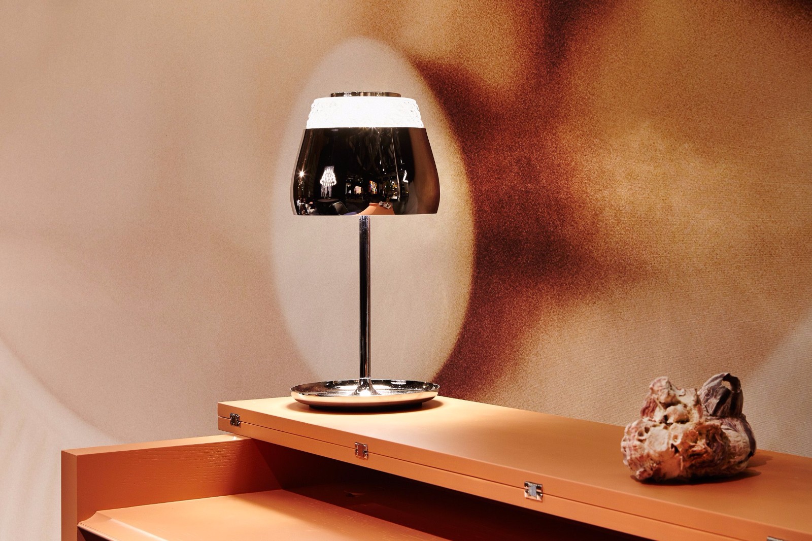 moooi valentine table lamp.jpg